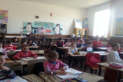 Sc.-Chirnogeni_sala-de-clasa_-primar